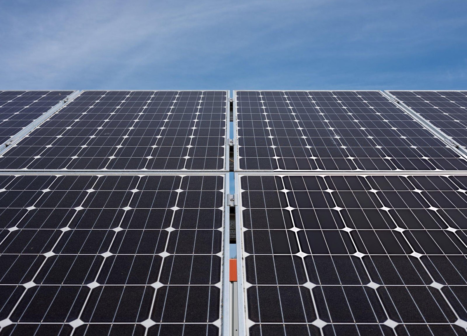Solar Panel Microcracks: Root Cause Analysis and Diagnosis Guide